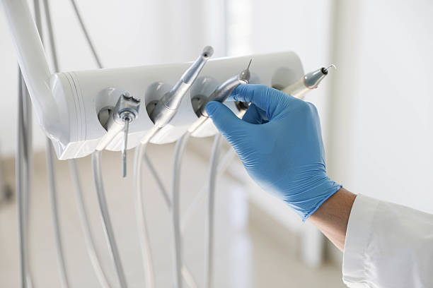Professional Tooth Extraction technician working in South Jacksonville, IL
